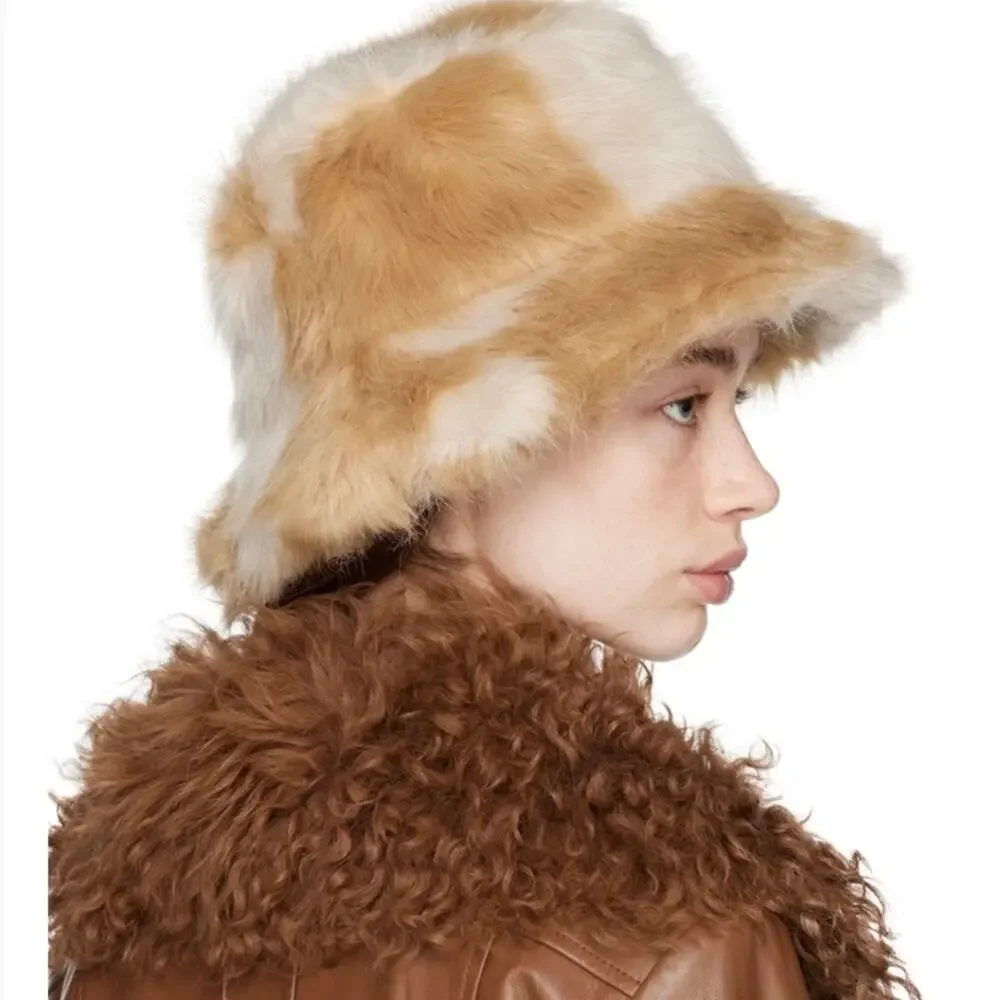 Stand Studio NWT Wera Faux Fur Checkered Bucket Hat Ecru Beige Small